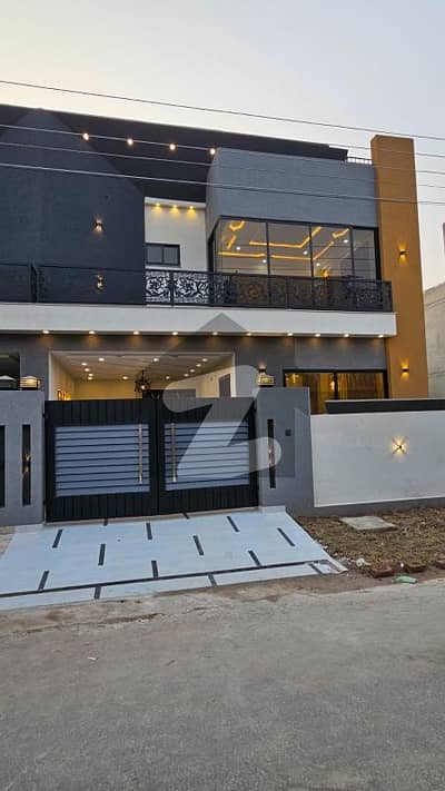 بخ ولاز فیز 2 - مانک بلاک بوچ ایگزیکٹو ولاز - فیز 2,بش ایگزیکٹو ولاز,ملتان میں 4 کمروں کا 5 مرلہ مکان 2.1 کروڑ میں برائے فروخت۔