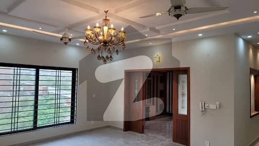 Luxury 14 Marla Full House For Rent