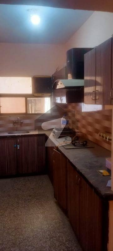 گلشنِ اقبال گلشنِ اقبال ٹاؤن,کراچی میں 2 کمروں کا 4 مرلہ فلیٹ 45.0 ہزار میں کرایہ پر دستیاب ہے۔