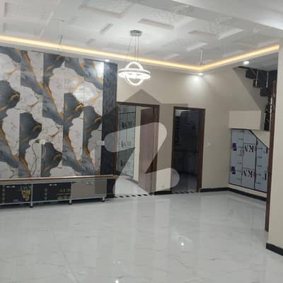 پارک ویو سٹی لاہور میں 3 کمروں کا 1 کنال بالائی پورشن 90.0 ہزار میں کرایہ پر دستیاب ہے۔