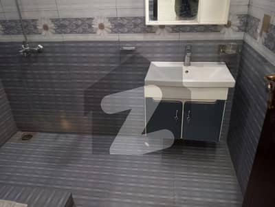 سینٹرل پارک ۔ بلاک جی سینٹرل پارک ہاؤسنگ سکیم,لاہور میں 2 کمروں کا 10 مرلہ بالائی پورشن 45.0 ہزار میں کرایہ پر دستیاب ہے۔