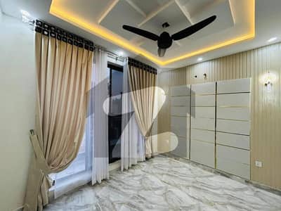 5 MARLA BRAND NEW MODERN HOUSE AVAILABLE FOR SALE