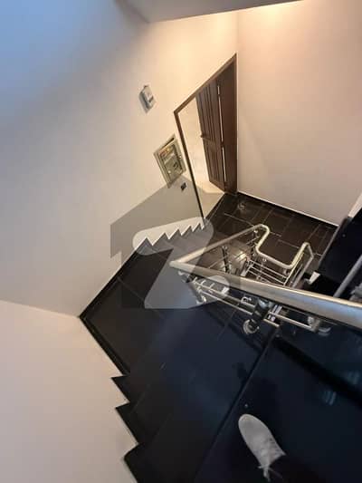 پی سی ایس آئی آر سٹاف کالونی لاہور میں 3 کمروں کا 4 مرلہ مکان 1.63 کروڑ میں برائے فروخت۔