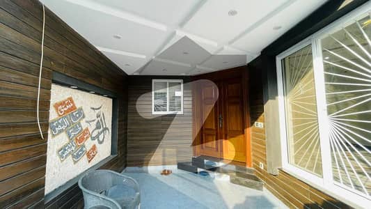 Luxurious Designer Owner Build 5 Marla Modren Design Brand New House For Sale In Bahria Town Lahore