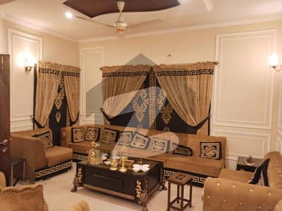 10 Marla Full House Available For Rent Near Goldcrest Mall Phase 4 DHA Lahore