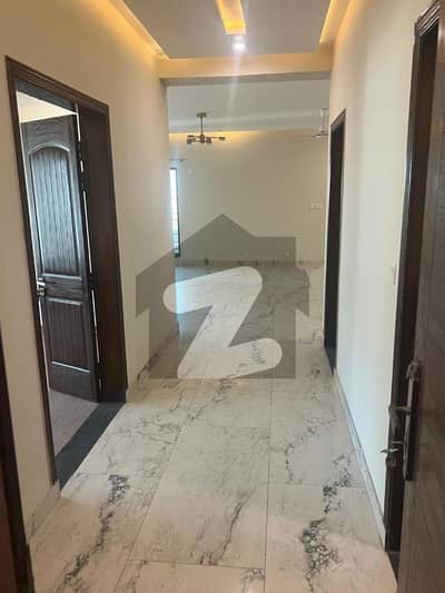 Park Facing 3 Bed Brand New Flat available for urgent Rent in Askari 10 Sec-S!