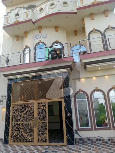 غوث گارڈن - فیز 4 غوث گارڈن,لاہور میں 4 کمروں کا 5 مرلہ مکان 1.55 کروڑ میں برائے فروخت۔