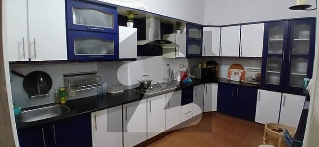 2ND FLOOR 2 BED LOUNGE 200 YARDS BLOCK 12 GOOD CONSTRUCTED