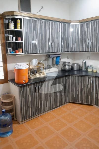 Beautiful house in Scheme 33 in new liyari society