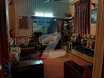 علامہ اقبال ٹاؤن ۔ نرگس بلاک علامہ اقبال ٹاؤن,لاہور میں 4 کمروں کا 5 مرلہ مکان 2.25 کروڑ میں برائے فروخت۔