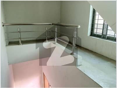 واپڈا ٹاؤن فیز 2 واپڈا ٹاؤن,لاہور میں 3 کمروں کا 15 مرلہ بالائی پورشن 87.0 ہزار میں کرایہ پر دستیاب ہے۔