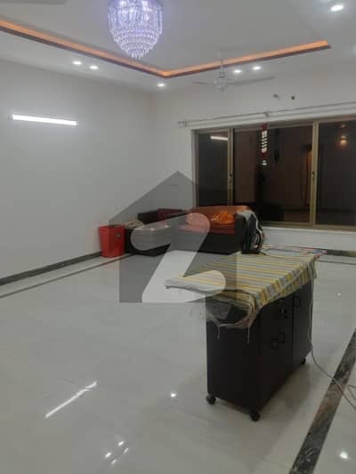 1 kanal upper portion for rent In G-14/3