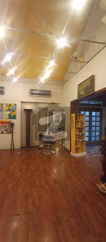 10 Marla House Available For Rent In Upper Mall