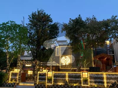 Huge Front 70 Ft Beautiful View Plot Near Round About