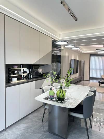 ایم ایم عالم روڈ گلبرگ,لاہور میں 1 کمرے کا 2 مرلہ فلیٹ 95.0 لاکھ میں برائے فروخت۔