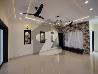 این ایف سی 1 لاہور میں 3 کمروں کا 1 کنال زیریں پورشن 85.0 ہزار میں کرایہ پر دستیاب ہے۔