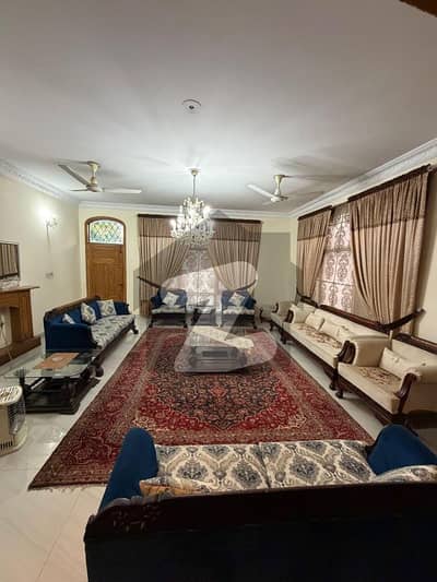 667 Sq. Yd Liveable House For Sale In F-10/2