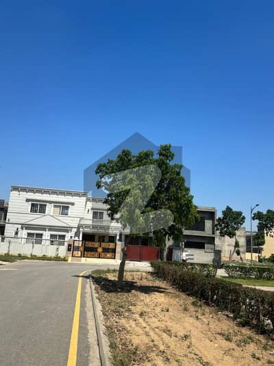 3 Marla Residential plot for Sale In New Lahore city ph2
