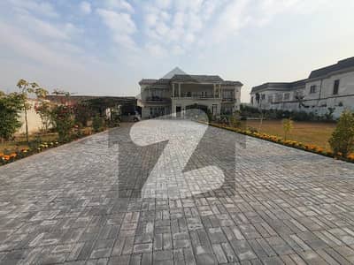 گلبرگ گرینز ۔ بلاک سی گلبرگ گرینز,گلبرگ,اسلام آباد میں 4 کمروں کا 4 کنال فارم ہاؤس 30.0 کروڑ میں برائے فروخت۔