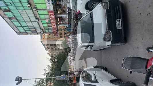 جی ۔ 11 مرکز جی ۔ 11,اسلام آباد میں 2 مرلہ دکان 5.4 کروڑ میں برائے فروخت۔