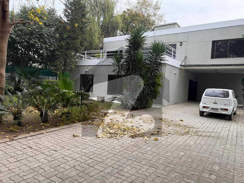 ایف ۔ 8 اسلام آباد میں 6 کمروں کا 1 کنال مکان 11.0 لاکھ میں کرایہ پر دستیاب ہے۔ ایف ۔ 8 اسلام آباد میں 6 کمروں کا 1 کنال مکان 11.0 لاکھ میں کرایہ پر دستیاب ہے۔