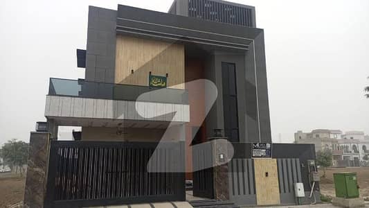 On main boulevard (100 Ft Rd)10 Marla Modern New House Available For Sale In Royal Palm City Gujranwala