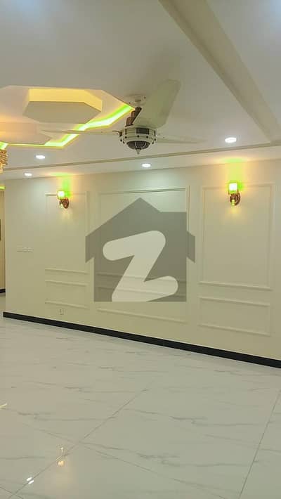 ایف ۔ 11/1 ایف ۔ 11,اسلام آباد میں 4 کمروں کا 14 مرلہ فلیٹ 2.5 لاکھ میں کرایہ پر دستیاب ہے۔