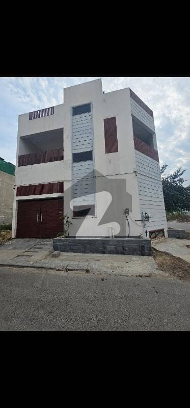 100 square yards residential plot for sale in staff near creek vista