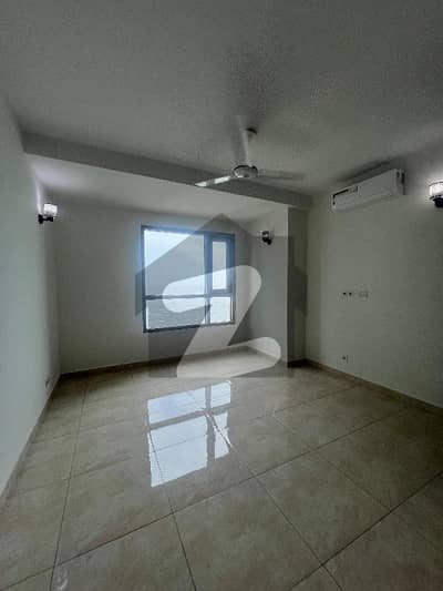 Last 2-Bed Flat For Rent Deep Sea Facing