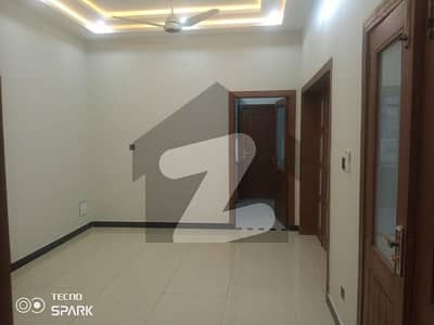 Dha Phase 2 Islamabad 10 Marla Full House Available For Rent