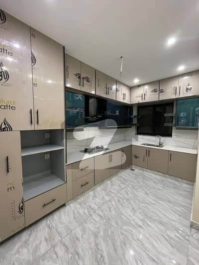 پاک عرب ہاؤسنگ سوسائٹی لاہور میں 2 کمروں کا 10 مرلہ زیریں پورشن 60.0 ہزار میں کرایہ پر دستیاب ہے۔