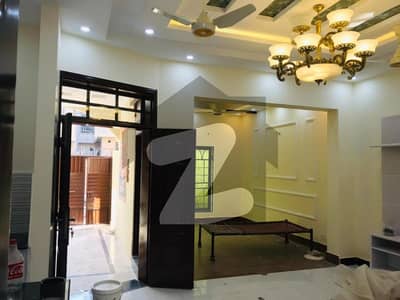 پاک عرب ہاؤسنگ سوسائٹی لاہور میں 1 کمرے کا 5 مرلہ زیریں پورشن 35.0 ہزار میں کرایہ پر دستیاب ہے۔