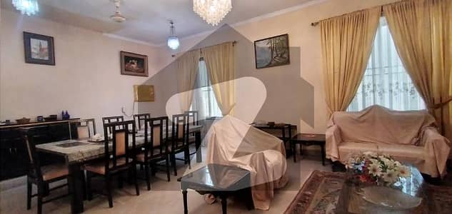 One Kanal Owner Built House For Sale Phase 01