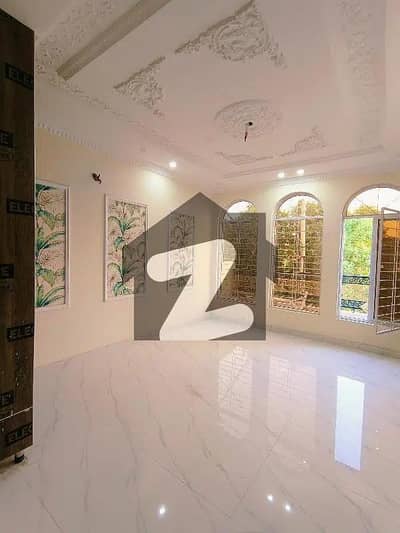 پاک عرب ہاؤسنگ سوسائٹی لاہور میں 4 کمروں کا 6 مرلہ مکان 2.3 کروڑ میں برائے فروخت۔