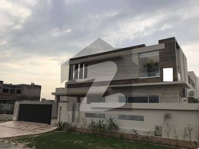 ڈی ایچ اے فیز 6 ڈیفنس (ڈی ایچ اے),لاہور میں 4 کمروں کا 10 مرلہ مکان 5.5 کروڑ میں برائے فروخت۔ ڈی ایچ اے فیز 6 ڈیفنس (ڈی ایچ اے),لاہور میں 4 کمروں کا 10 مرلہ مکان 5.5 کروڑ میں برائے فروخت۔