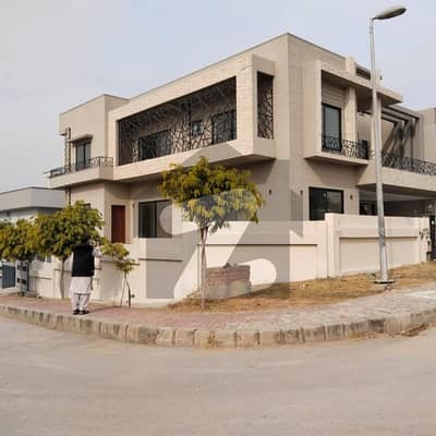 بحریہ ٹاؤن فیز 8 ۔ سیکٹر ایف - 1 بحریہ ٹاؤن فیز 8,بحریہ ٹاؤن راولپنڈی,راولپنڈی میں 6 کمروں کا 16 مرلہ مکان 4.5 کروڑ میں برائے فروخت۔