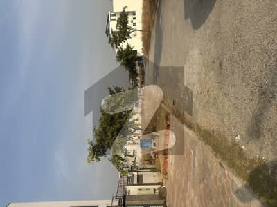 5 Kanal Developed Possession Plot For Sale D Block, Gulberg Greens Islamabad