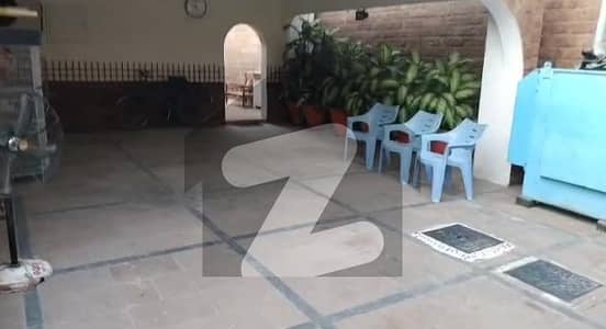 HOUSE AVAILABLE FOR RENT MAIN KHAYABAN E BADAR