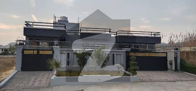 B 17 B block single story 1 kanal brand new house for sale beautiful location