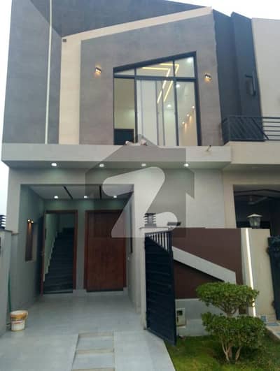 الکبیر فیز 2 - علی بلاک الکبیر ٹاؤن - فیز 2,الکبیر ٹاؤن,رائیونڈ روڈ,لاہور میں 3 کمروں کا 3 مرلہ مکان 1.35 کروڑ میں برائے فروخت۔