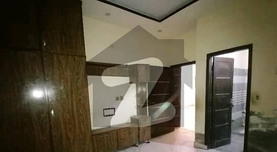 علامہ اقبال ٹاؤن لاہور میں 3 کمروں کا 5 مرلہ مکان 80.0 ہزار میں کرایہ پر دستیاب ہے۔