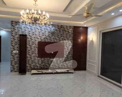 1 Kanal House In Stunning Bahria Town - Sector C Is Available For rent