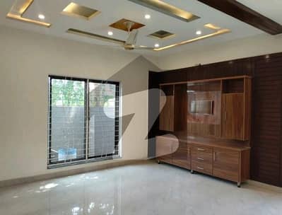 Well-constructed House Available For sale In Bahria Town - Sector C