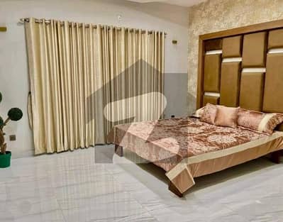 بحریہ ٹاؤن سیکٹر ای بحریہ ٹاؤن,لاہور میں 3 کمروں کا 5 مرلہ مکان 1.8 کروڑ میں برائے فروخت۔