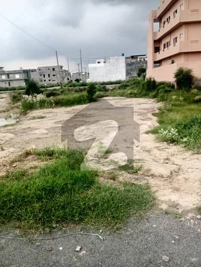 ایل ڈی اے ایوینیو ۔ بلاک ایم ایل ڈی اے ایوینیو,لاہور میں 10 مرلہ رہائشی پلاٹ 1.45 کروڑ میں برائے فروخت۔