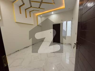 فیڈرل بی ایریا کراچی میں 1 کنال مکان 9.25 کروڑ میں برائے فروخت۔