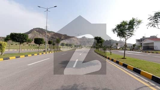 Residential Plot Spread Over 1250 Square Feet In Faisal Hills - Block A Available