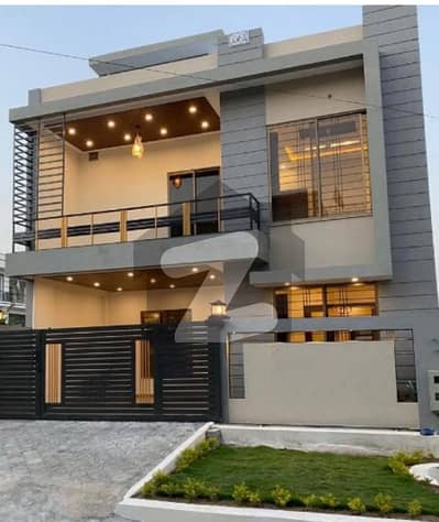 7 Marla Brand New House Available For Rent