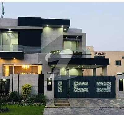 10 Marla Brand New Luxury House For Rent