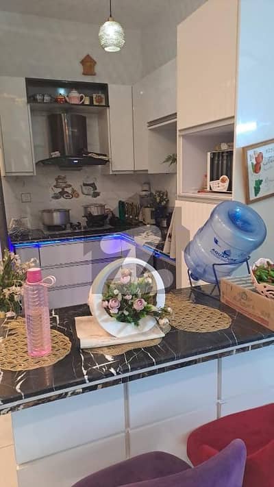 نشاط کمرشل ایریا ڈی ایچ اے فیز 6,ڈی ایچ اے ڈیفینس,کراچی میں 3 کمروں کا 5 مرلہ فلیٹ 2.25 کروڑ میں برائے فروخت۔